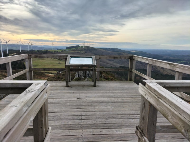 Mirador del Pico Vales y Serrón Gordo