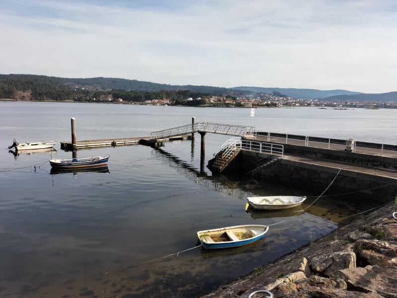 Ruta dos carpinteiros cos pés mollados