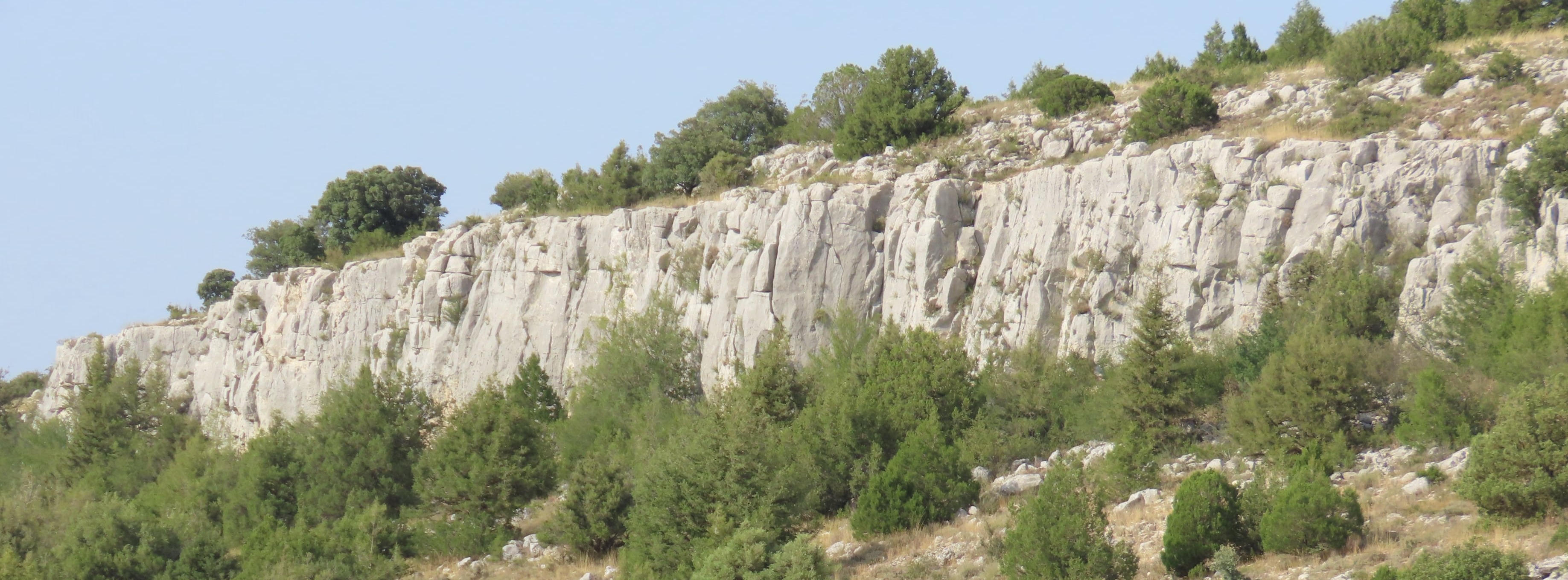 Senda de las tenadas de Valdevacas