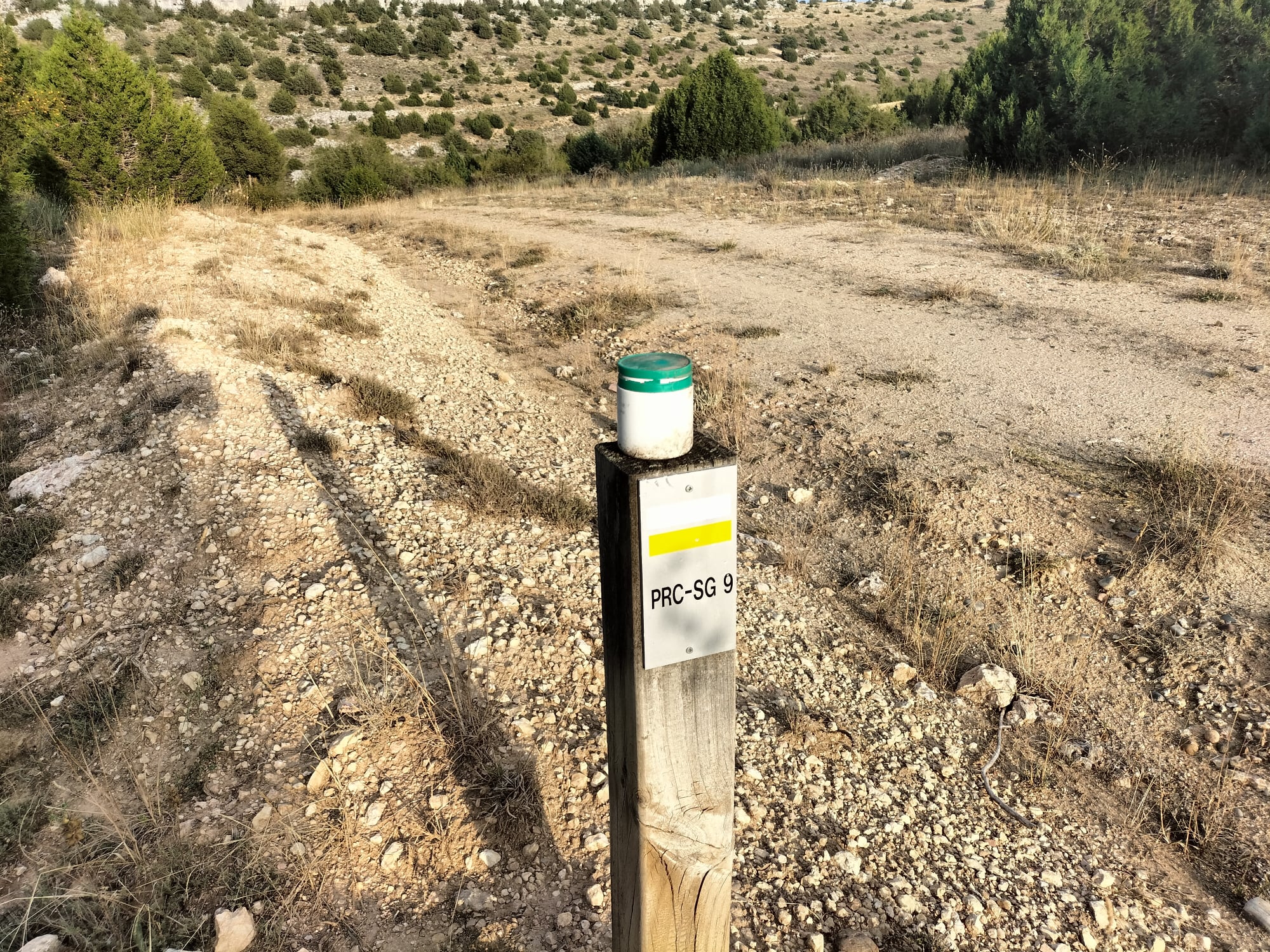 Senda de las tenadas de Valdevacas